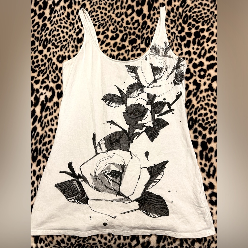 Express White Tank Top Size Medium Black Roses Floral Flirty Summer Stretchy